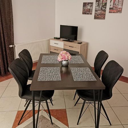 Apartmani Prova Tisno Exterior foto